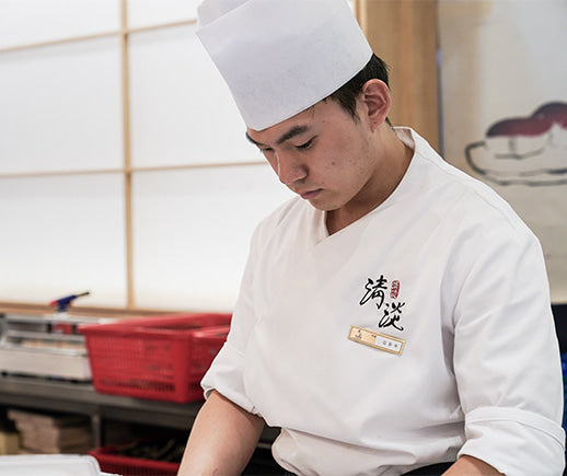 The harmonious mood makers with passion, Cheong-dam sushi, the Japanese cuisine.