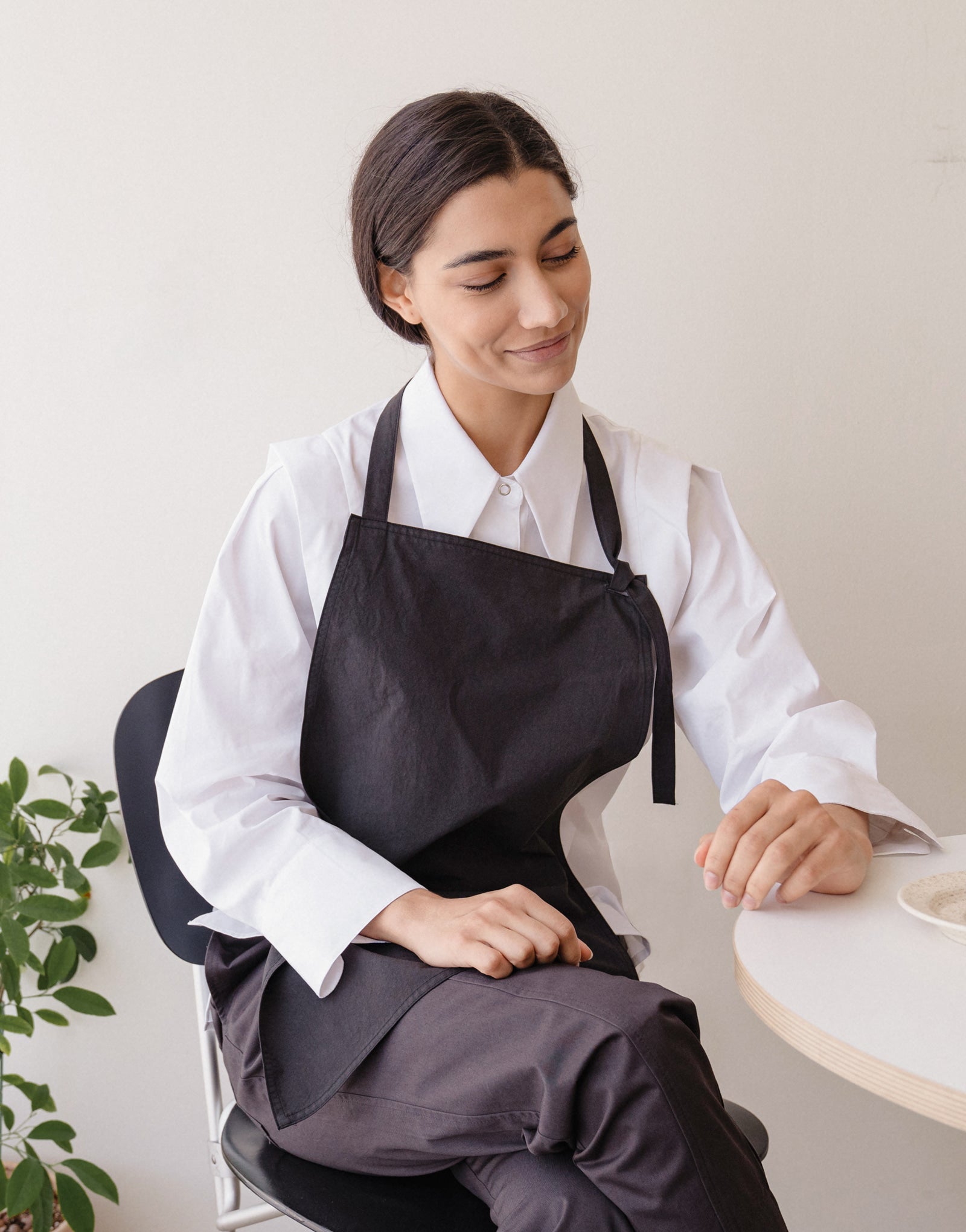 Page neck strap guest apron #AA2010 Black