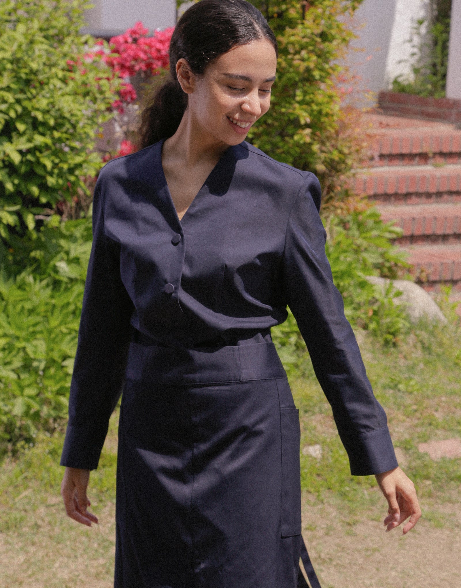 Front slit big pocket waist apron 32" #AA2003 Dark navy