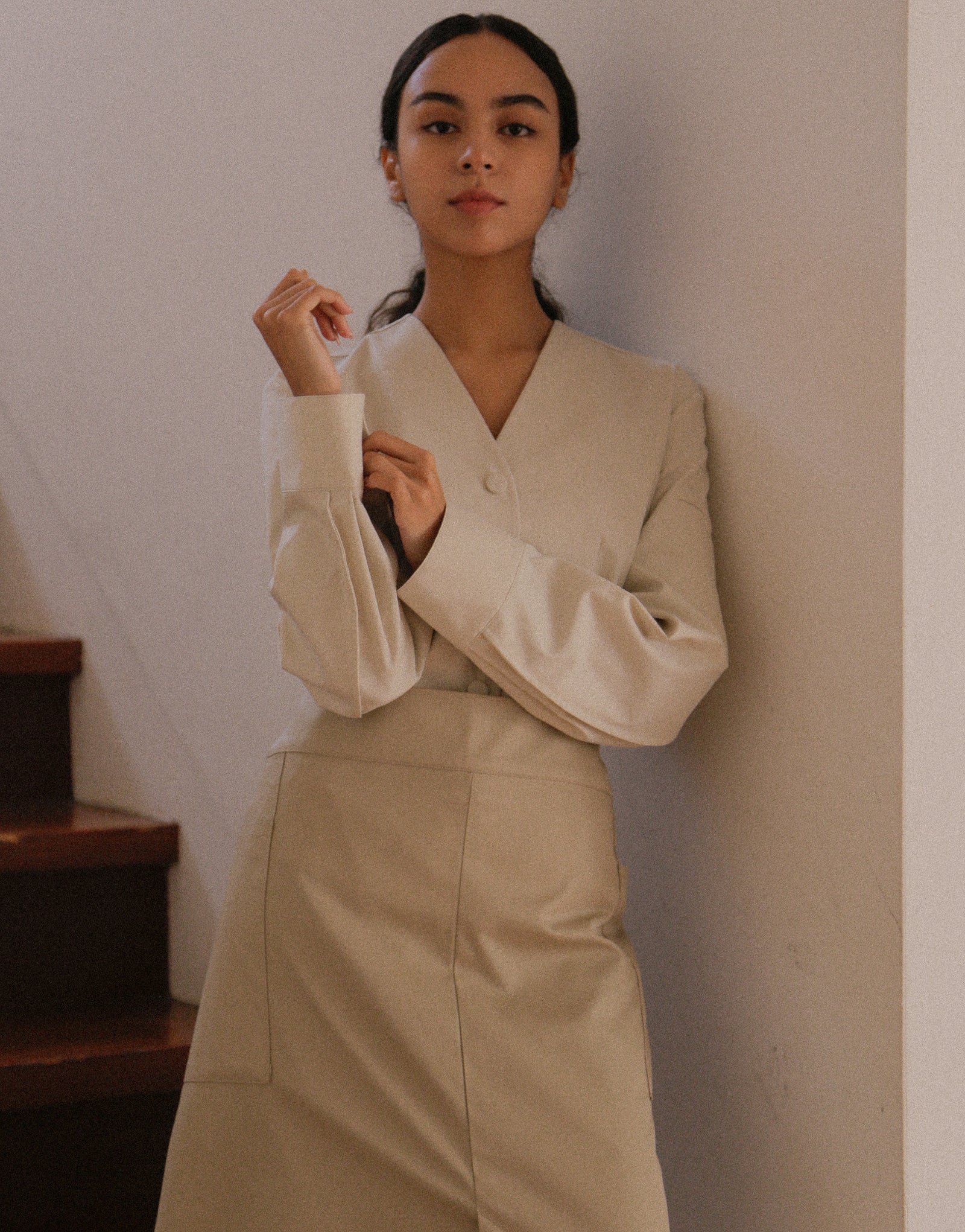 Front slit big pocket waist apron 32" #AA2003 Beige