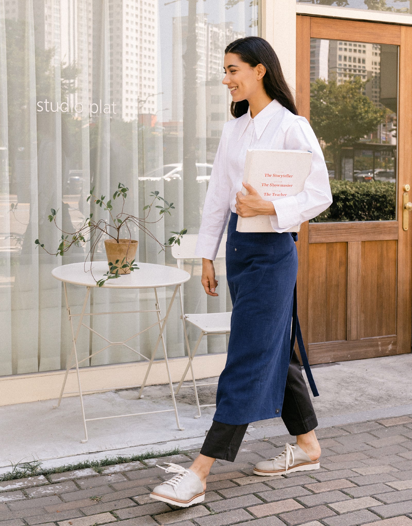 Natural linen half moon waist apron #AA2009 Blue