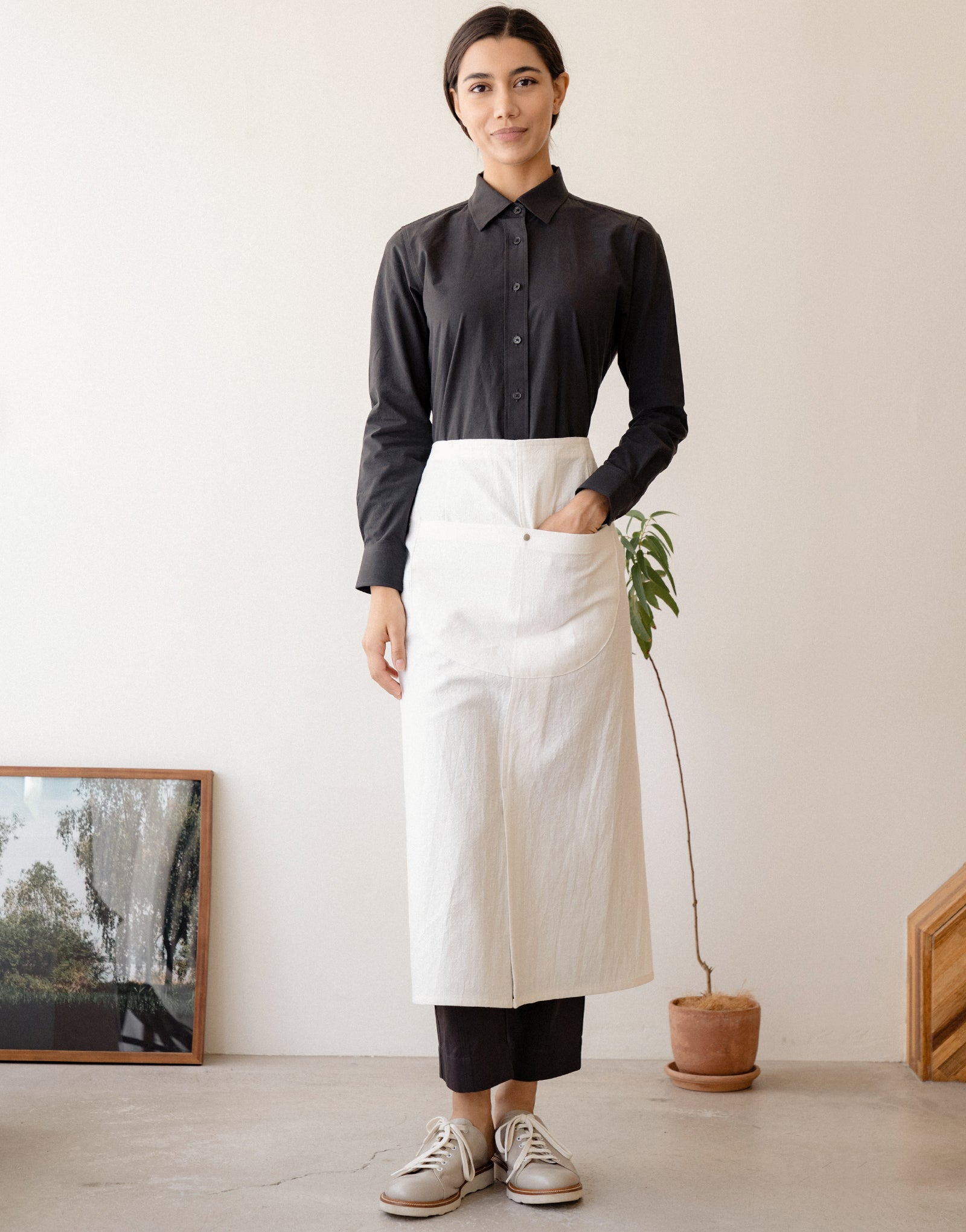 Natural linen half moon waist apron #AA2009 Ivory