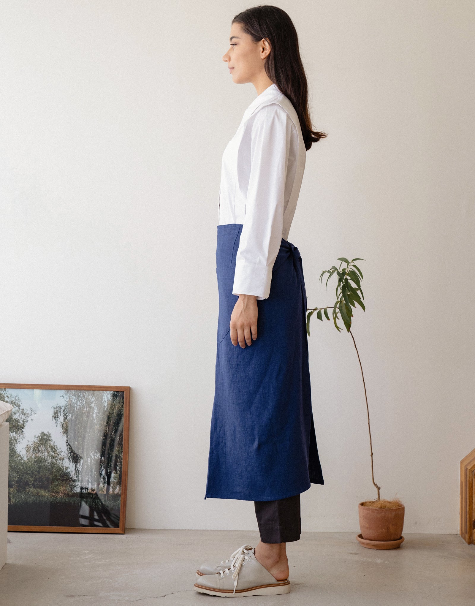 Natural linen half moon waist apron #AA2009 Blue