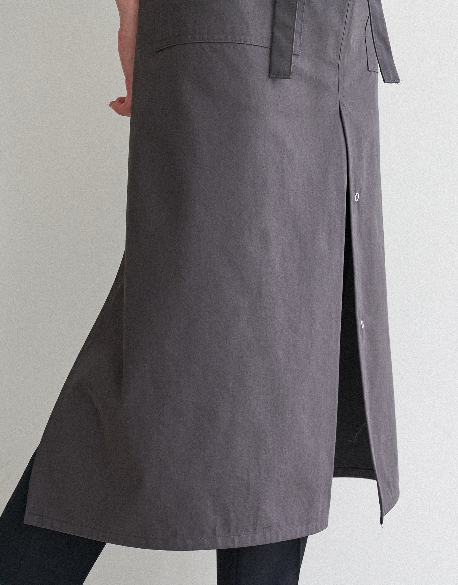 MOI Front slit waist apron #AA2004 Dark gray